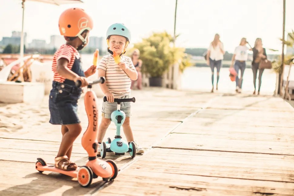 Scoot & Ride Highwaykick 1- Peach
